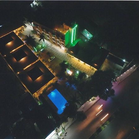 Hotel Juno Pakokku Esterno foto