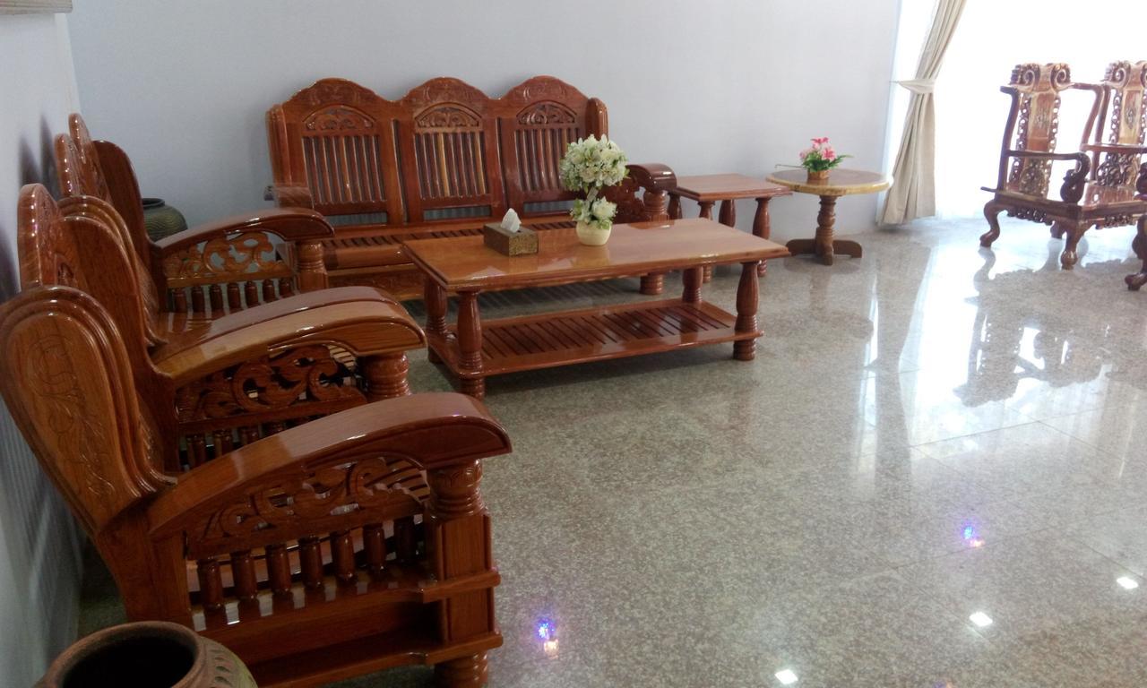 Hotel Juno Pakokku Esterno foto