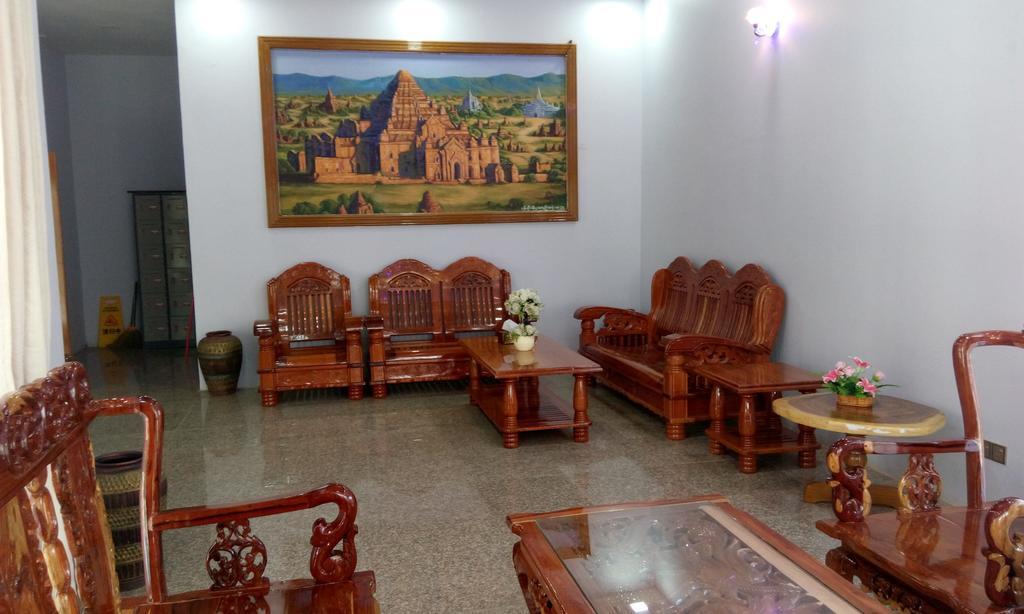 Hotel Juno Pakokku Esterno foto