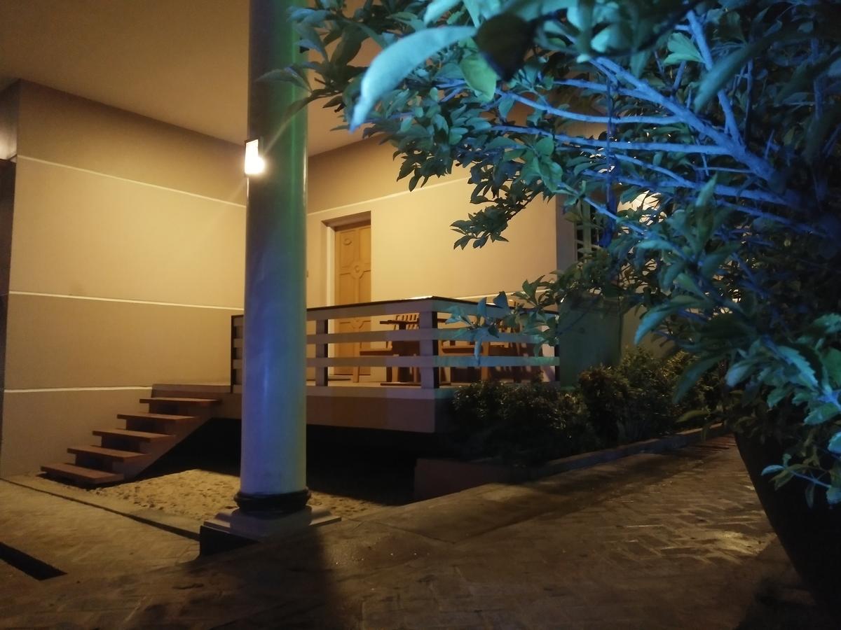 Hotel Juno Pakokku Esterno foto